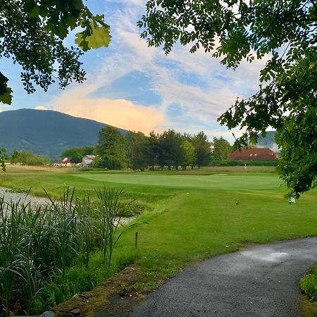 Teehouse Golf Apartment Čeladná Екстериор снимка
