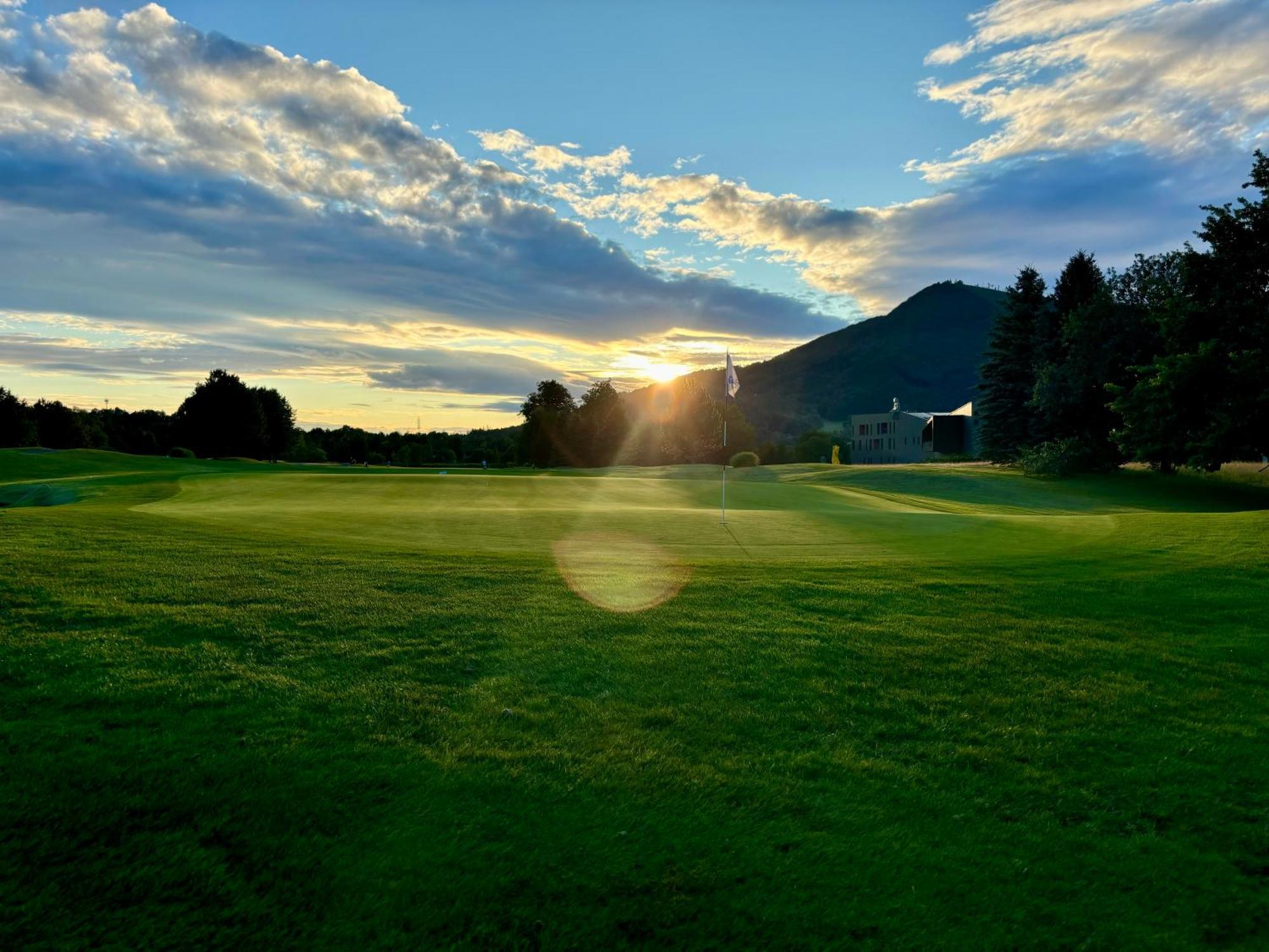 Teehouse Golf Apartment Čeladná Екстериор снимка